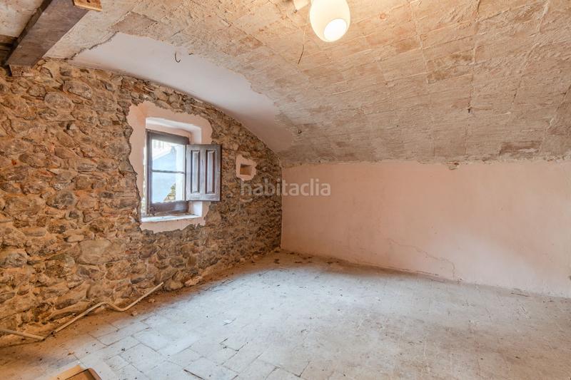 Foto 4b2d5dd1-23e3-428a-ba5e-c71f13367dd1. Masía exclusiva apialia. a tenim una casa de poble, de pedra, per fer una reforma integral. en Sant Joan de Mollet