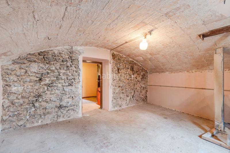 Foto 77987a49-f85e-4e0d-84c6-30348075ac9a. Masía exclusiva apialia. a tenim una casa de poble, de pedra, per fer una reforma integral. en Sant Joan de Mollet