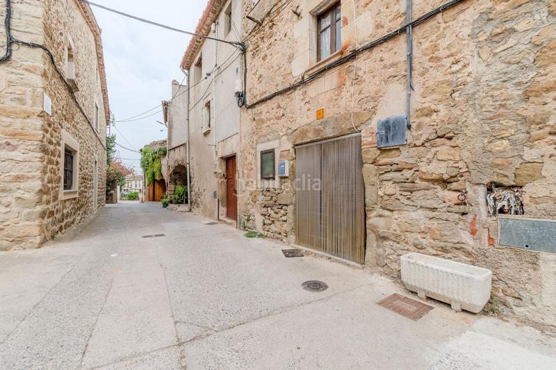 Foto 79de9354-a3c2-47aa-af4b-f21f6fb6eee2. Masía exclusiva apialia. a tenim una casa de poble, de pedra, per fer una reforma integral. en Sant Joan de Mollet