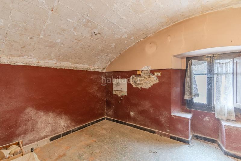 Foto b70c2498-5f16-44e0-8ce9-df0fc7c251ff. Masía exclusiva apialia. a tenim una casa de poble, de pedra, per fer una reforma integral. en Sant Joan de Mollet