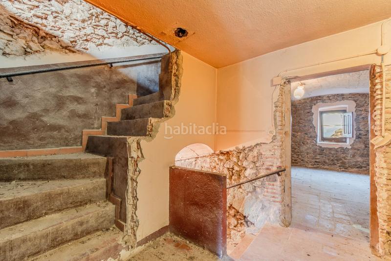 Foto c04eb564-b5ba-49b2-86f5-ce6c72dc994d. Masía exclusiva apialia. a tenim una casa de poble, de pedra, per fer una reforma integral. en Sant Joan de Mollet