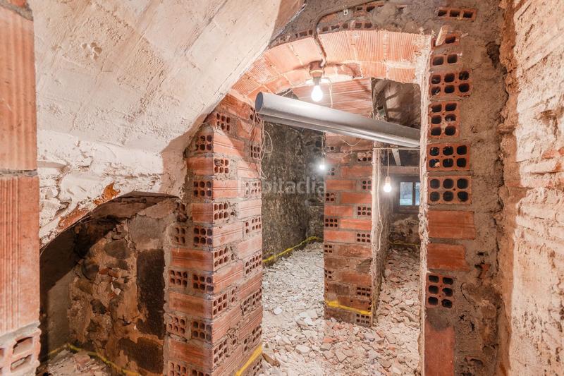 Foto c643a215-e33b-4c48-b2c2-14d1b8cc8571. Masía exclusiva apialia. a tenim una casa de poble, de pedra, per fer una reforma integral. en Sant Joan de Mollet