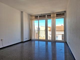 Pis a Centre-Barri Vell. Mercadal. gran oportunitat, si busques un pis de 4 habitacions c