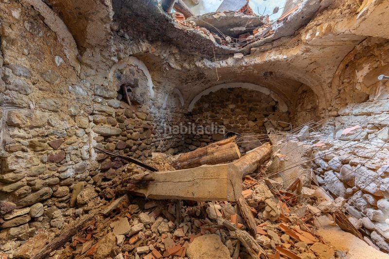 Foto 4942b7c0-10c6-4079-8d98-d80e37596c2d. Masia a Esponellà