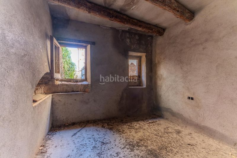 Foto ebac55c2-83d4-4c47-9ef7-fe41a54623ab. Masia a Esponellà