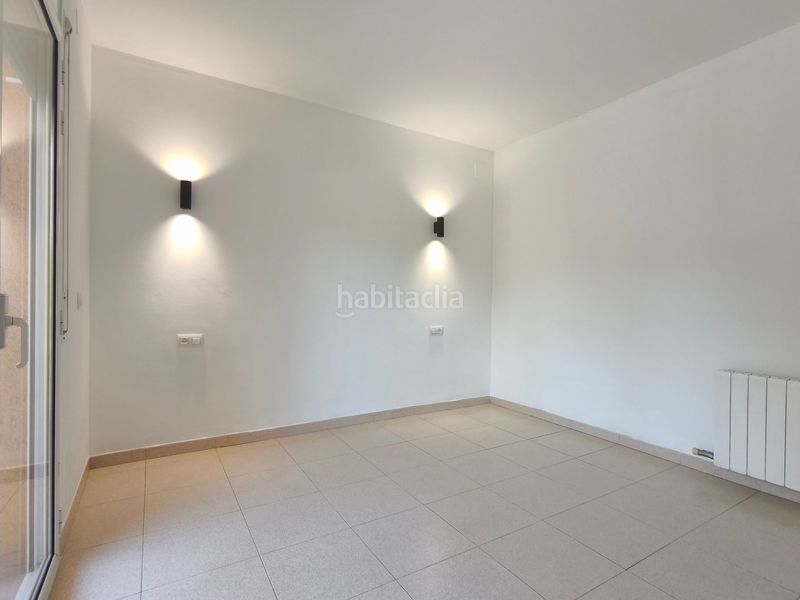 Foto 4f285afb-9284-4b58-b6b0-86a58782e80a. Location maison avec chauffage parking dans Quart