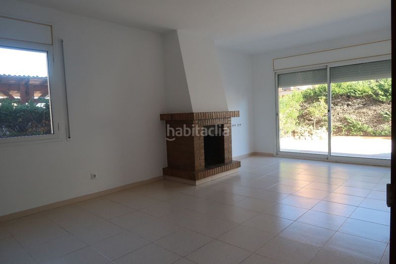Foto 59063158-92c2-4508-b971-037aa5da258a. Location maison avec chauffage parking dans Quart