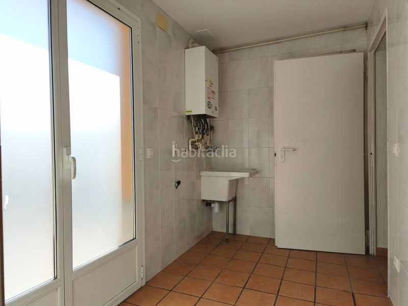 Foto 6d209108-ed63-468f-9547-38dbe49cc3ee. Location maison avec chauffage parking dans Quart