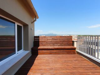 Location Attique à Eixample Nord. Jaume i. espectacular àtic reformat, 3 dormitoris, 2 terrasses,
