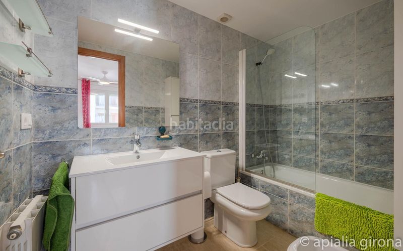 Foto 4b4b4d6b-8341-4996-bd4b-86f547119d83. Etagenwohnung mit heizung in Sant Narcis Girona