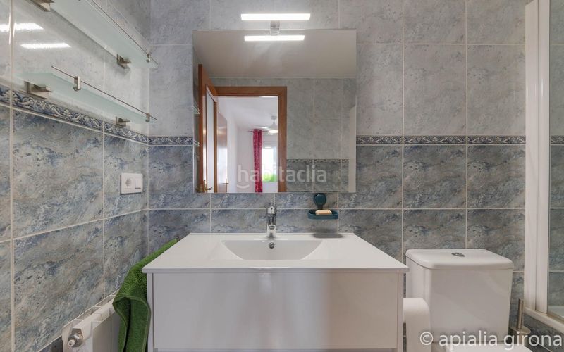 Foto 7725234c-6e8d-4050-832b-ee064c38f6e5. Etagenwohnung mit heizung in Sant Narcis Girona