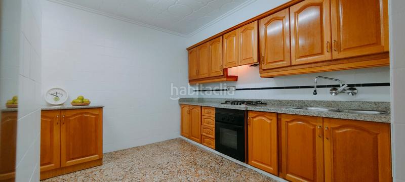 Foto f0d72bc9-4f6b-4470-862b-fa66151b3fda. Piso  ubicado en la mejor zona de elche. en Reina Victoria - Miguel Hernández Elche / Elx