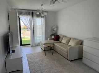 Etagenwohnung in Mil Palmeras. Apartamento en mil palmeras