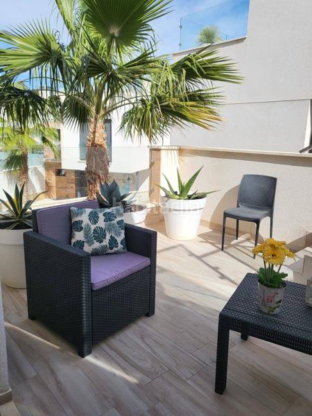 Foto d0ecd0e4-2394-4bfb-a5b8-1a463723602a. Casa con riscaldamento piscina in Lomas de Cabo Roig - Los Dolses Orihuela