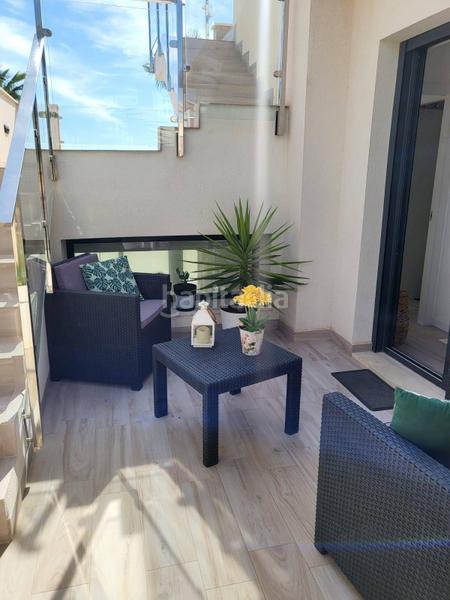 Foto d90fc586-181f-4f59-a97e-6f670e85c671. Casa con riscaldamento piscina in Lomas de Cabo Roig - Los Dolses Orihuela