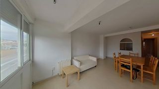 Pis a Zona los Frutales. Luminoso apartamento cerca del mar en torrevieja