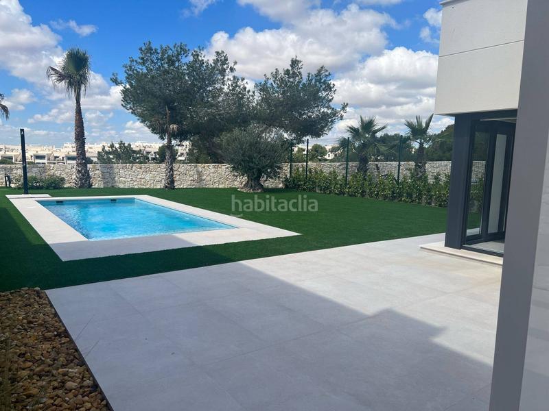 Foto 2ee693ac-0551-4853-973d-555ba5e2fd3f. Semi detached house with parking pool in El Pinar de Campoverde Pilar de la Horadada