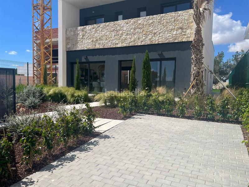 Foto 6f3fb8ca-1bb9-4331-ae63-d2de4fb4e7ec. Semi detached house with parking pool in El Pinar de Campoverde Pilar de la Horadada