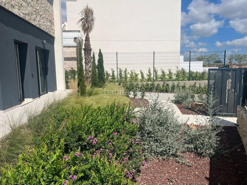 Foto b48c208e-f5fa-4235-b401-18cf87558e39. Semi detached house with parking pool in El Pinar de Campoverde Pilar de la Horadada