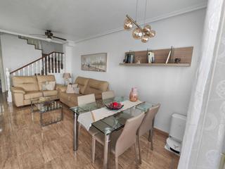 Casa aparellada a Los Peñascos-El Salero-Los Imbernones. Chalet pareado en venta en san pedro del pinatar.