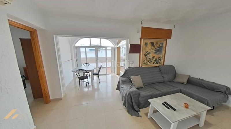 Foto 0970dc62-9944-4e01-b9fd-729b342bd9f8. Chalet  con piscina en el chaparral, , alicante en Torrevieja
