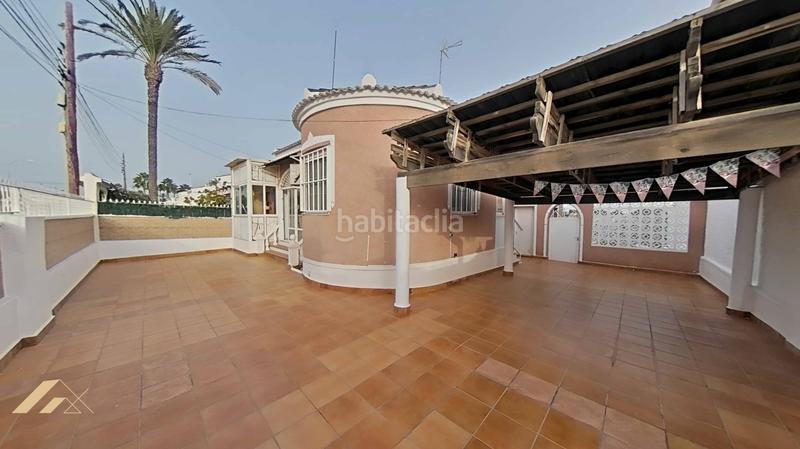 Foto 324469f7-057e-44c4-8e39-4d00c80e2af5. Chalet  con piscina en el chaparral, , alicante en Torrevieja