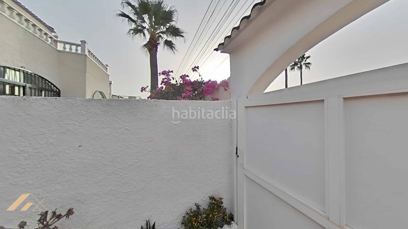 Foto 8c8001f9-7494-4776-8152-78d2945a0fc4. Chalet  con piscina en el chaparral, , alicante en Torrevieja
