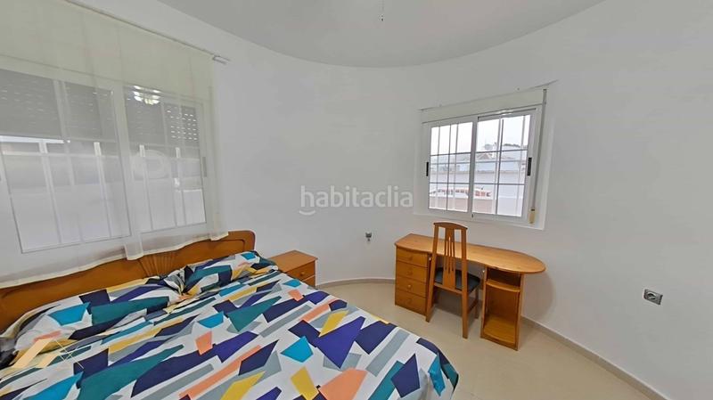 Foto d1996c44-c82b-4c5a-ab00-9cfe3f9c460b. Chalet  con piscina en el chaparral, , alicante en Torrevieja