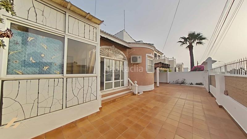 Foto d754369a-a008-415c-8662-e8692acdc352. Chalet  con piscina en el chaparral, , alicante en Torrevieja