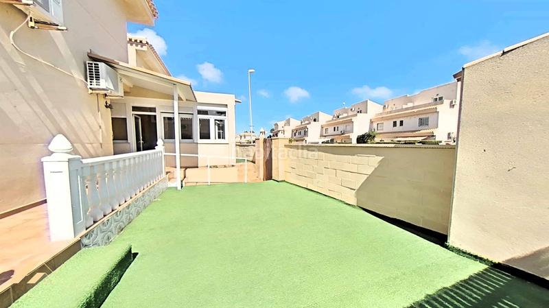 Foto 48d39285-2b9f-475e-9313-a82195a9a69a. Reihenhaus mit heizung parking pool in Playa Flamenca Orihuela