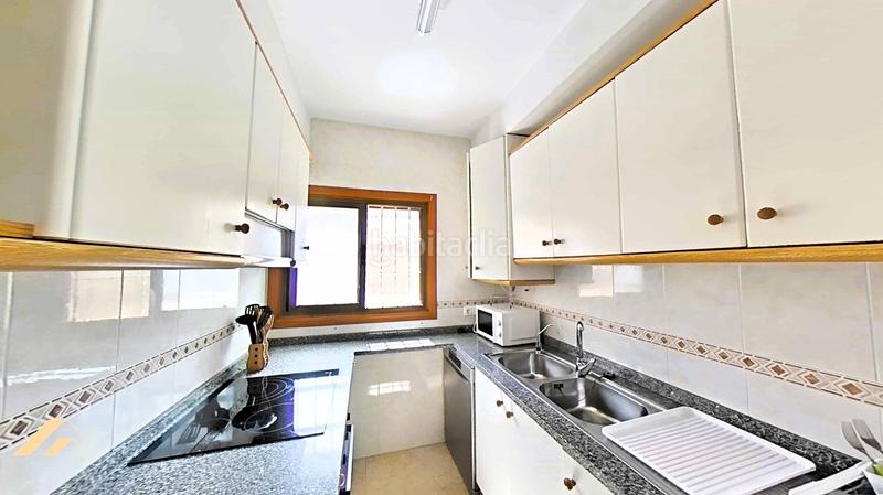 Foto fdcc1069-21f1-4c34-8c9c-2525eec9d45c. Casa adossada amb calefacció aparcament piscina a Orihuela