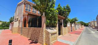 Casa en Playa de los Nufragos. Dplex esquina en acequion, torrevieja