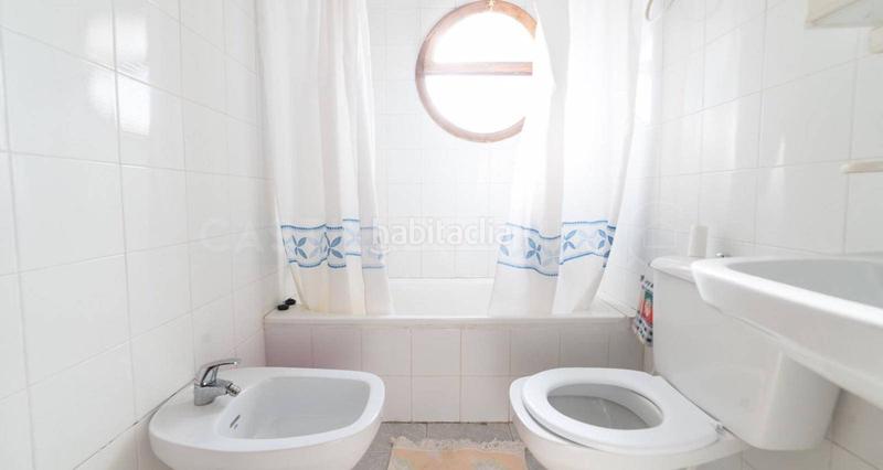 Foto 587834bf-4d89-4585-8640-77c3e1a4ba5a. Casa bungalow dos plantas en nueva Torrevieja Torrevieja