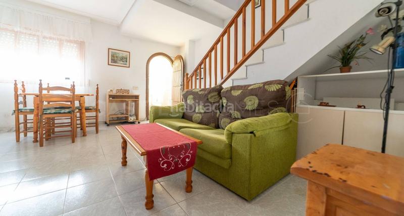 Foto ecb3989c-1ae4-400e-bb3e-08aacad5ed0f. Casa bungalow dos plantas en nueva Torrevieja Torrevieja