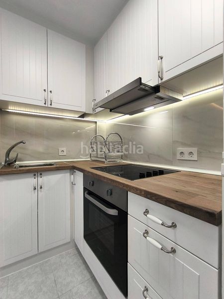 Foto cc64bdc8-bbb3-45a0-9cb1-5ab5c4d02f64. Loft amb piscina a El Molino Torrevieja