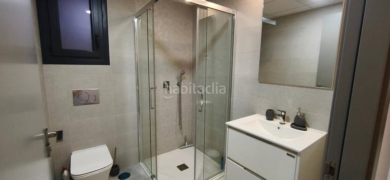 Foto 1b0d64ed-e36b-485c-a4d4-54b93b88076e. Lloguer apartament amb aparcament piscina a Punta Prima Torrevieja