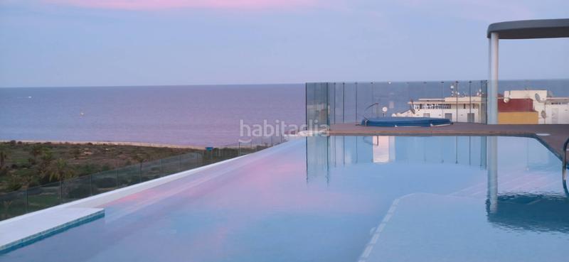 Foto c4fd73eb-3de7-40b3-ba74-879c6e3f7d5e. Location appartement avec parking piscine dans Punta Prima Torrevieja