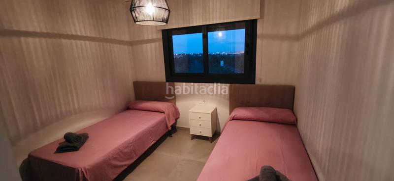 Foto 059eab8c-a7e3-4334-b610-90bf48a25ca4. Rent apartment with parking pool in Punta Prima Torrevieja