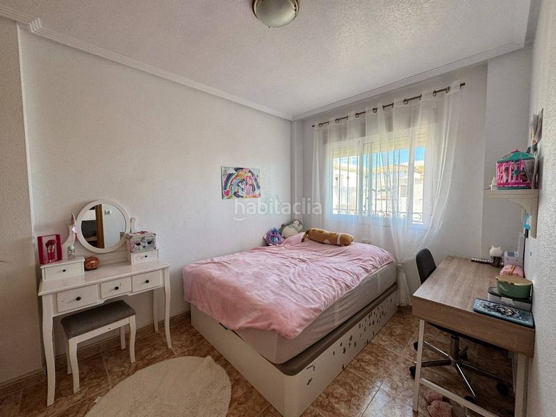 Foto 33da65c7-f69e-4c38-80da-6b86f77f2444. Casa amb piscina a Los Balcones y los Altos Orihuela