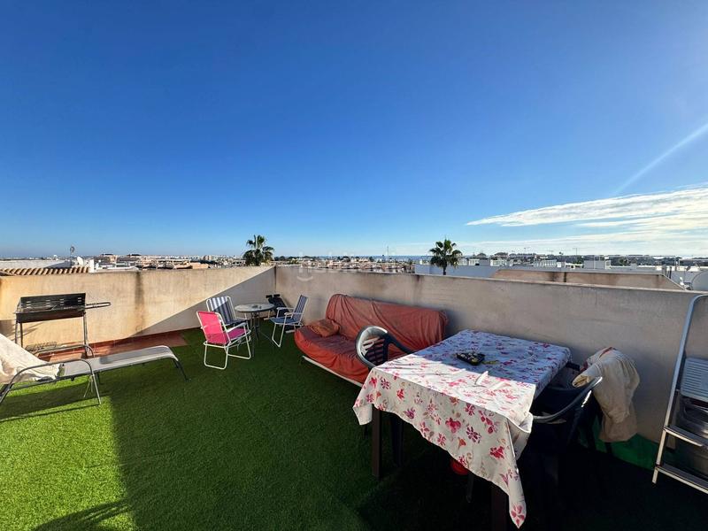 Foto 59f87f78-bc0f-4822-a7da-a73315219441. Casa amb piscina a Los Balcones y los Altos Orihuela