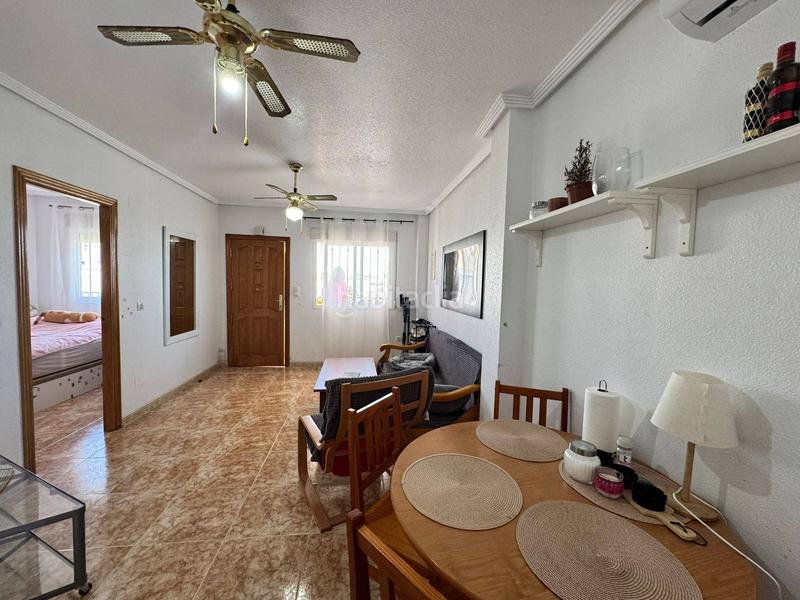 Foto d7401f3c-934a-4683-a853-eaa88e3c4edb. Casa amb piscina a Los Balcones y los Altos Orihuela