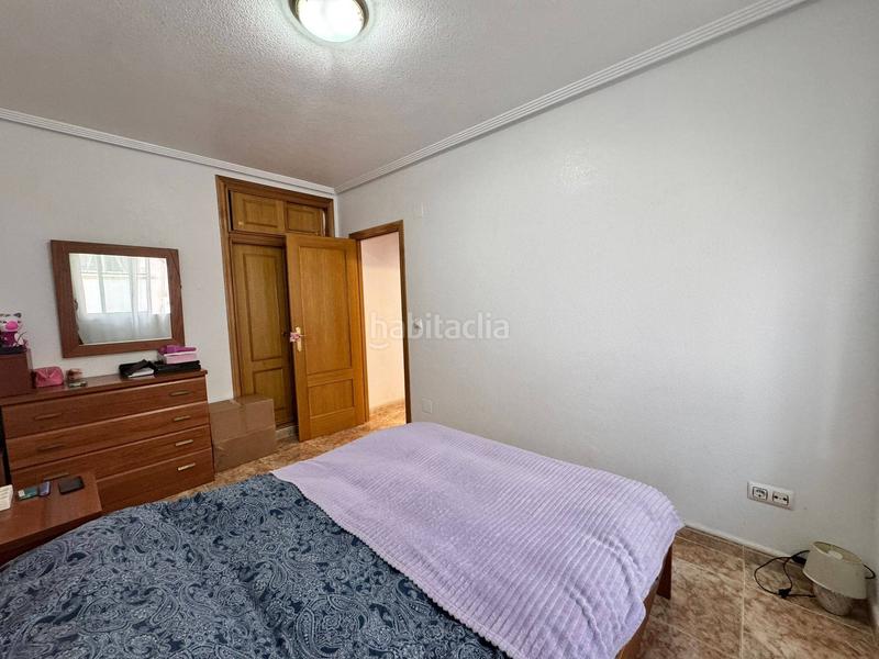 Foto fabdbc16-f3d7-427c-81dd-9257a78ef2dc. Casa amb piscina a Los Balcones y los Altos Orihuela