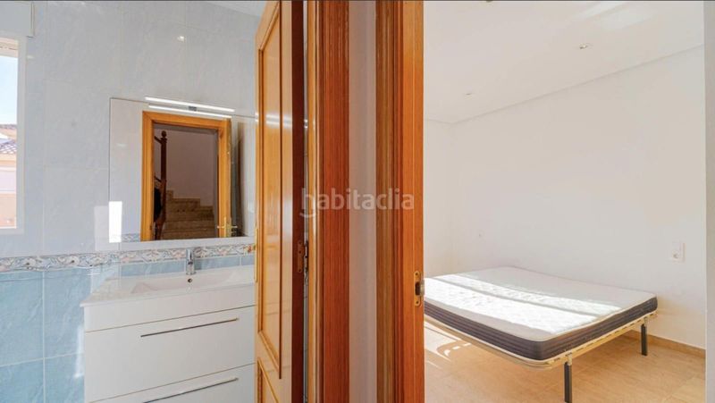 Foto a88f4e4b-c811-4e07-b53f-378326402401. Casa amb piscina a Los Balcones y los Altos Orihuela