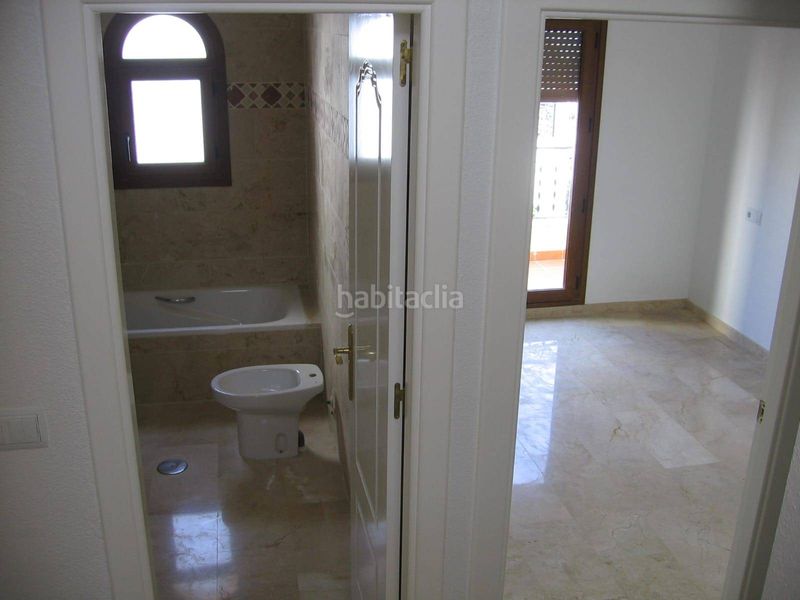 Foto 8fe5e938-13ad-4363-861c-8233ba3e8a5b. Casa amb calefacció aparcament piscina a Los Almendros Orihuela
