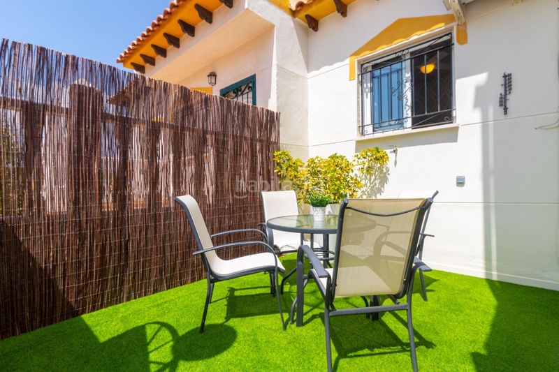 Foto 371c10ca-c3a4-4b20-9398-28059ae90799. Casa amb calefacció piscina a Los Balcones y los Altos Orihuela