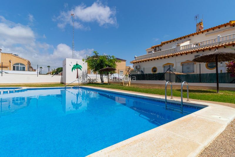 Foto ddd384ce-1cdb-4e04-b785-b96073c84f65. Casa amb calefacció piscina a Los Balcones y los Altos Orihuela