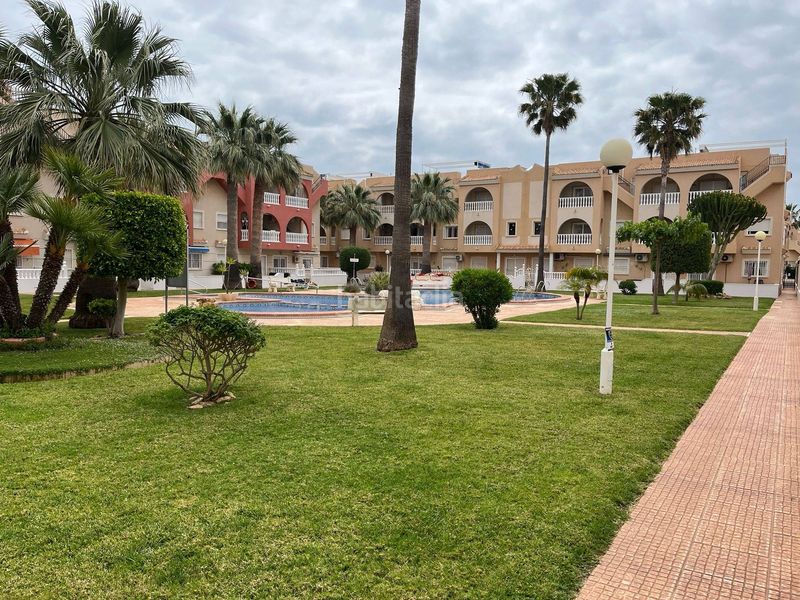 Foto 276cc9f9-43cb-45af-9092-e212cf9040cc. Apartament amb calefacció piscina a Centro Alcázares (Los)