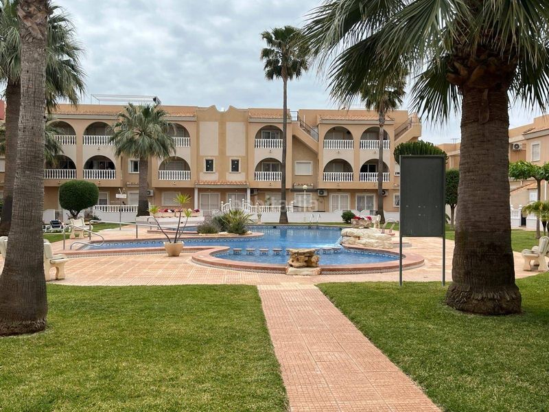 Foto 44f1accf-00a1-49bd-a446-80d497d66ef2. Apartament amb calefacció piscina a Centro Alcázares (Los)