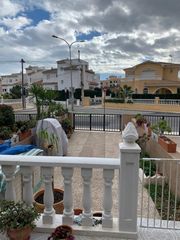 Chalet en Villamartín-Las Filipinas. Chalet en las filipinas, orihuela costa  ideal para vivir cerca