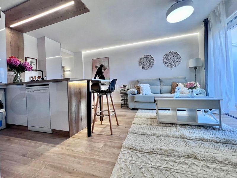 Foto 87616528-61b8-4a68-a034-b9f9a6766f65. Apartament amb calefacció aparcament piscina a Punta Prima Torrevieja